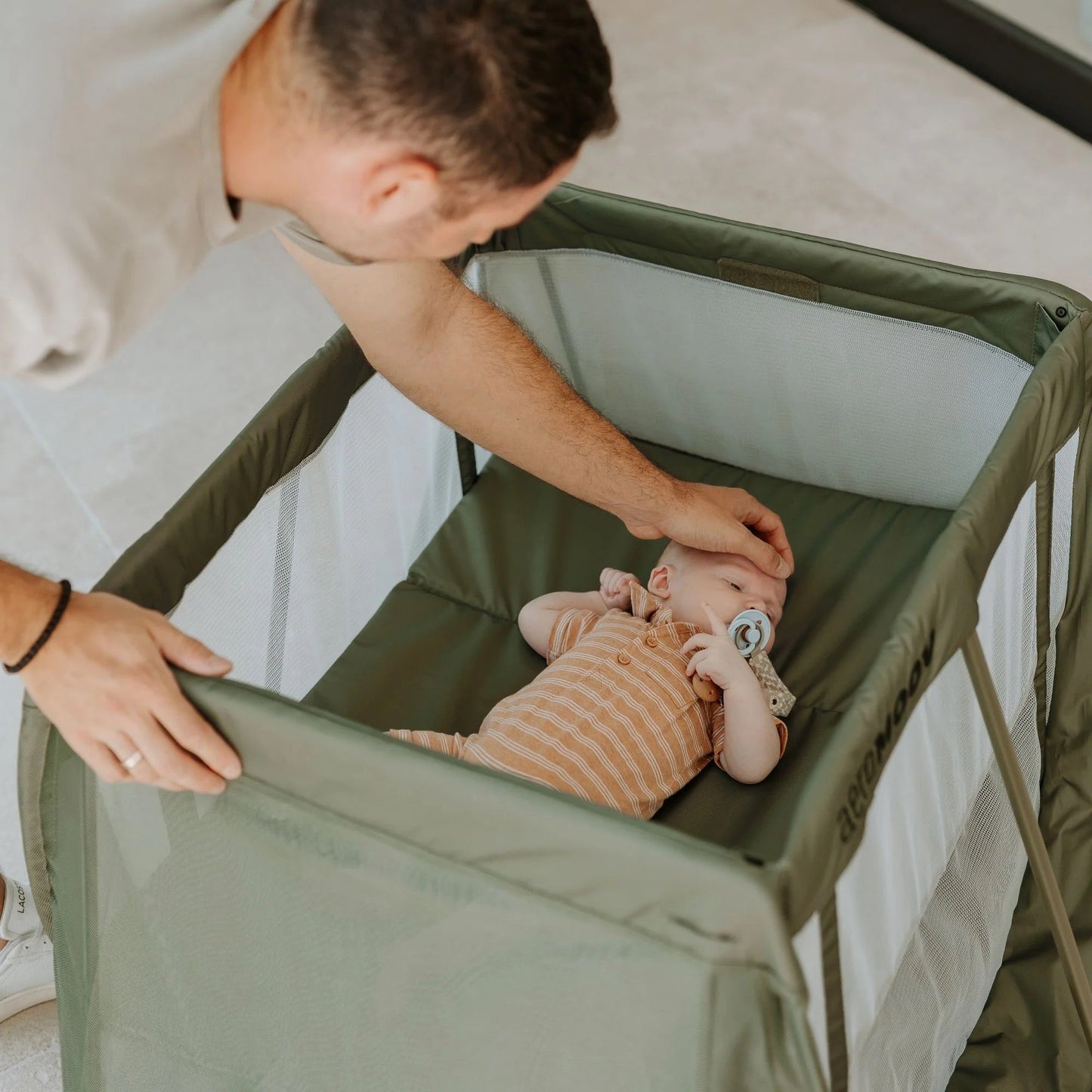 Aeromoov Reisbed Instant Travel Cot voor Baby en Peuter - Green Moss