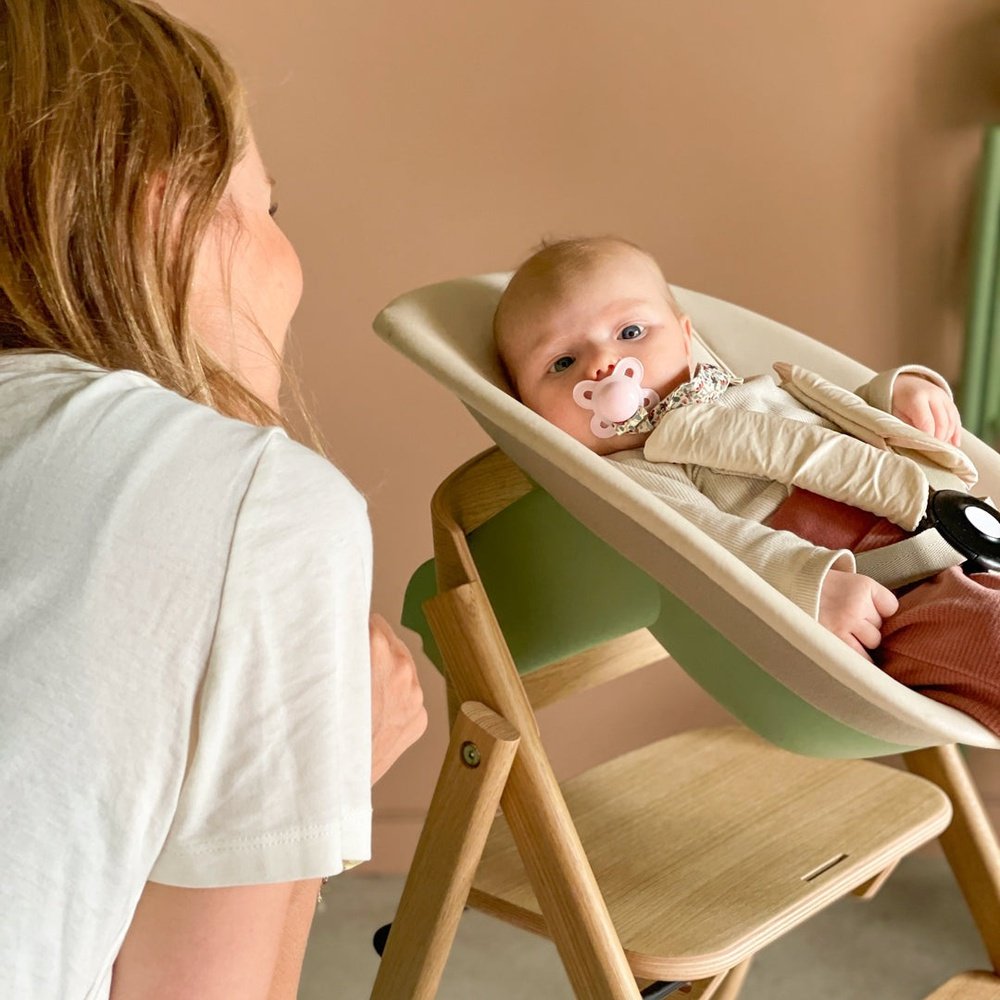 BABYZITJE - KAOS KLAPP STOEL - WIT