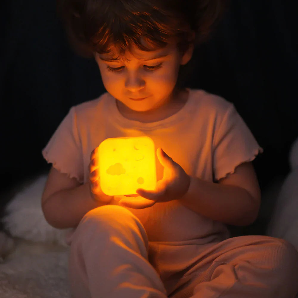 Cloud B Cube B - Space