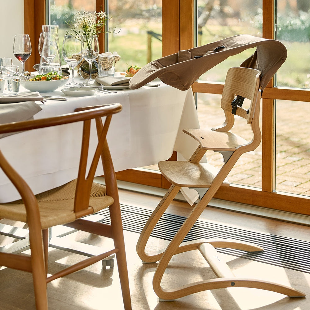 Leander Newborn Set Voor Louie Eetstoel - Mocca