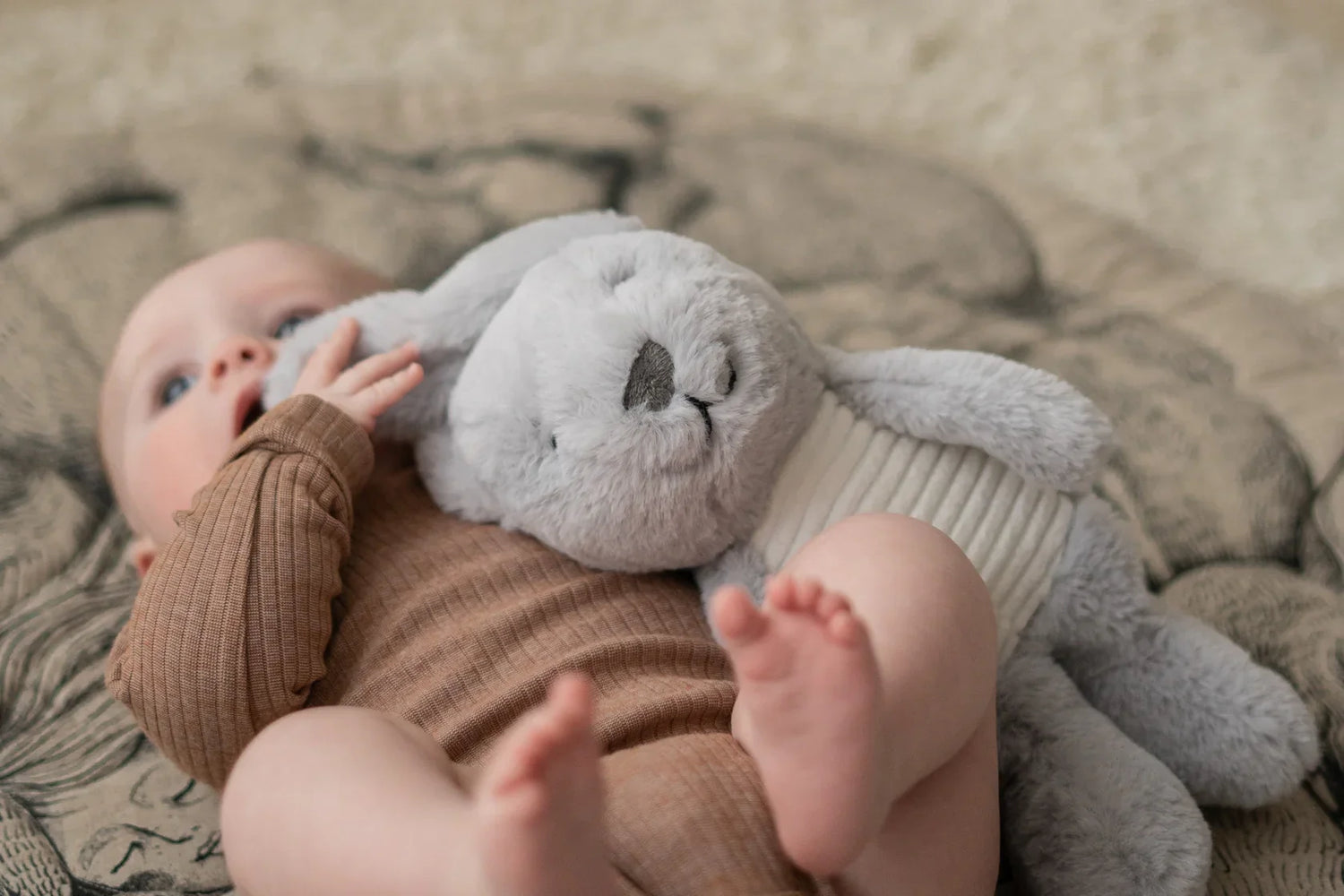 Flow Amsterdam Hartslag Comforter Milo - Konijn Grijs