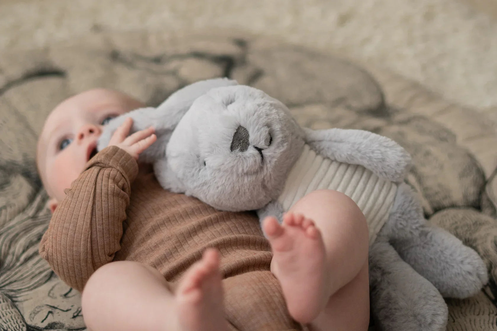 Flow Amsterdam Hartslag Comforter Milo - Konijn Grijs