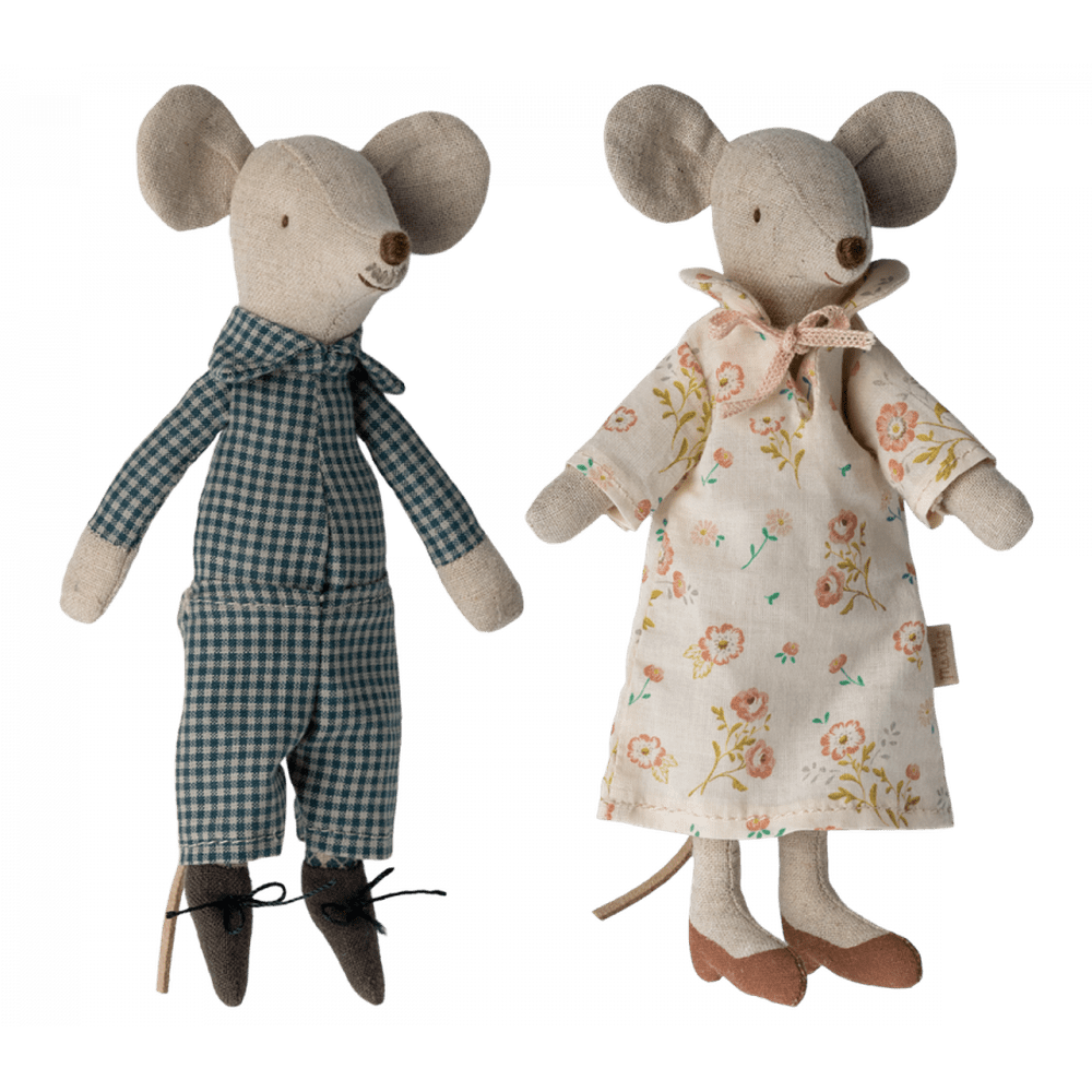 Maileg Grandma And Grandpa Mice In Cigarbox