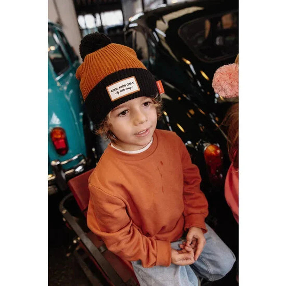 Hello Hossy Muts Block Blacky